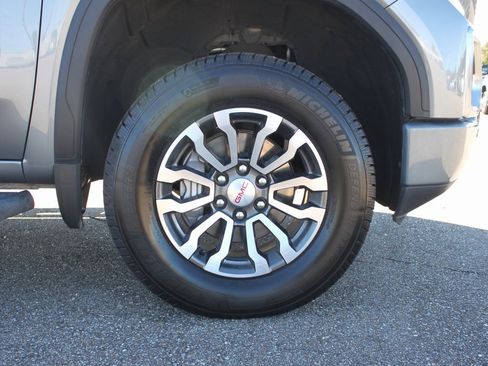 Used 2020 GMC Sierra 1500 AT4 w/ AT4 Premium Package image 4