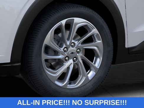 New 2027 Chevrolet Bolt LT w/ Comfort Package FWD image 19