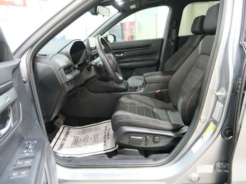 Used 2024 Honda CR-V Sport image 16