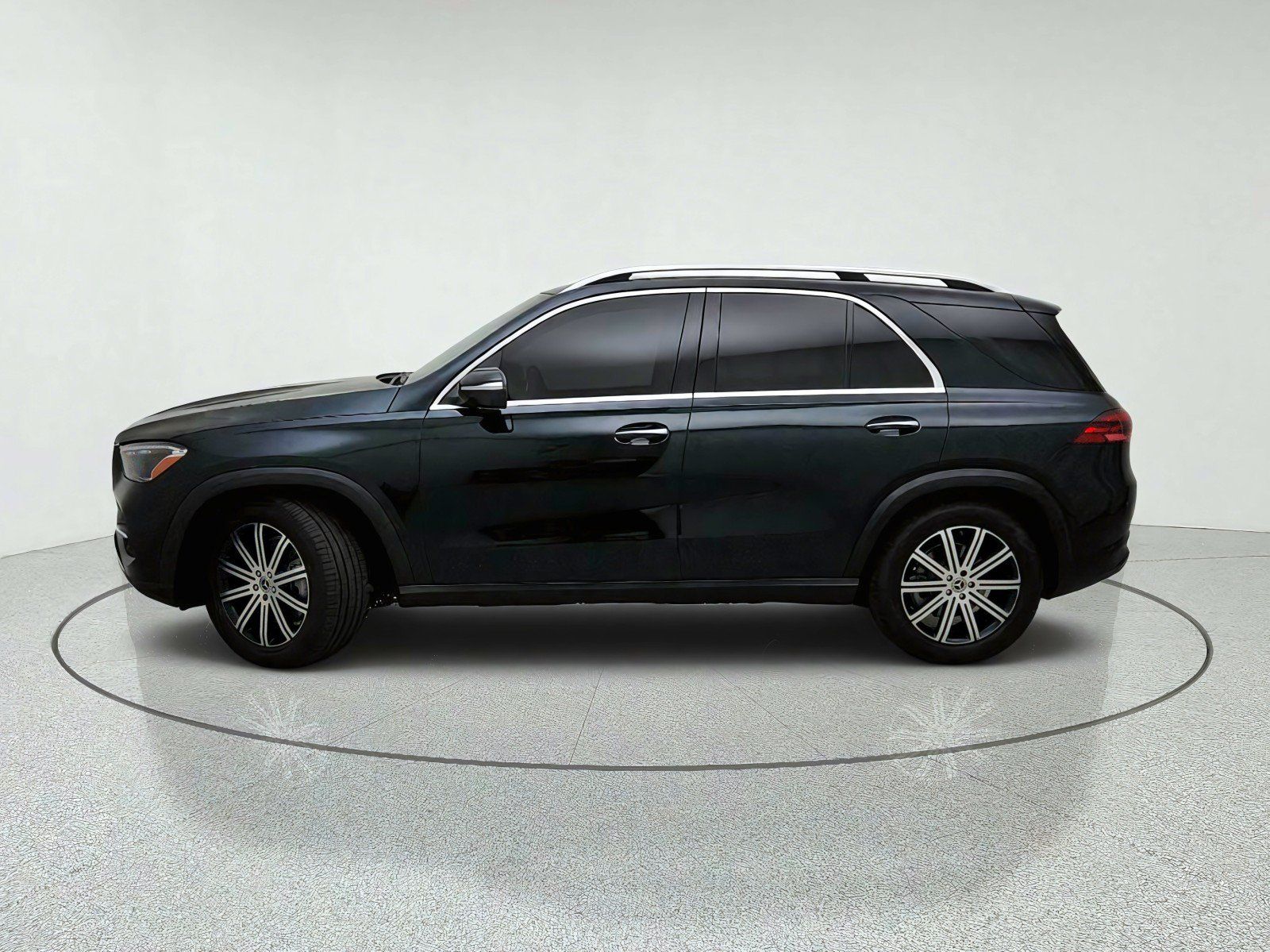 Certified 2024 Mercedes-Benz GLE 450 4MATIC image 14
