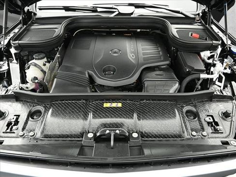 Certified 2026 Mercedes-Benz GLS 450 4MATIC image 30