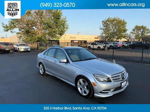 Used 2011 Mercedes-Benz C 350 Sport image 2