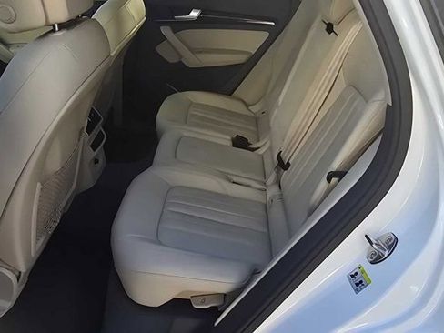 Used 2018 Audi Q5 2.0T Premium Plus w/ Premium Plus Package image 30