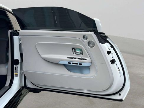 Used 2024 Rolls-Royce Spectre w/ Spectre Launch Package image 22