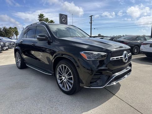 Used 2026 Mercedes-Benz GLE 450 4MATIC image 3