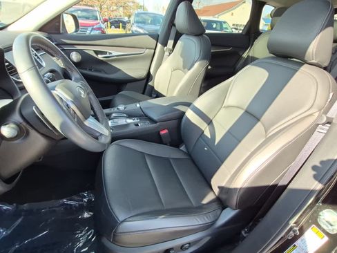 Used 2023 INFINITI QX50 Luxe image 10