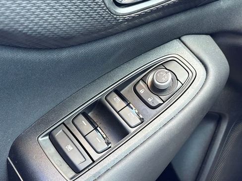 Used 2023 Subaru Outback Premium image 18