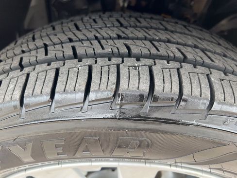 Used 2020 Nissan Rogue Sport SV w/ All-Weather Package image 46