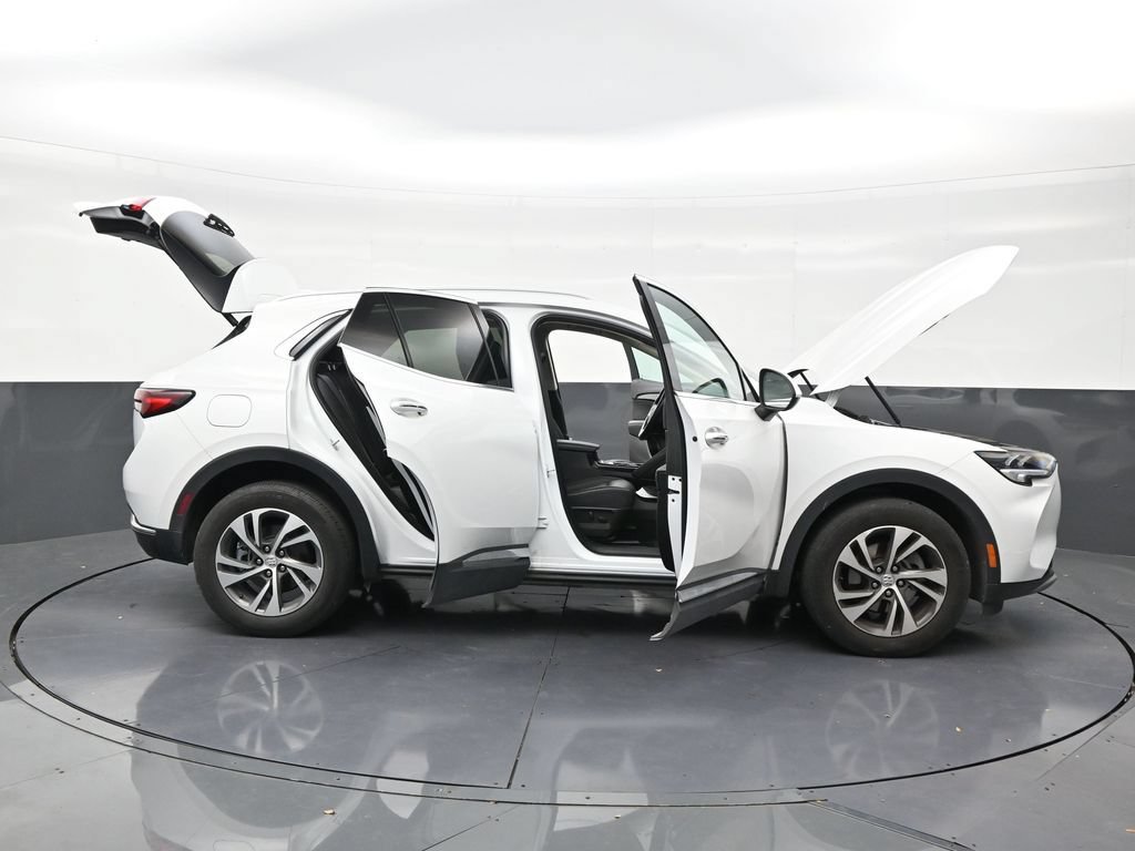 Used 2023 Buick Envision Essence AWD/4WD image 30