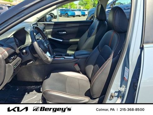 Used 2026 Nissan Sentra SR w/ SR Premium Package FWD image 15
