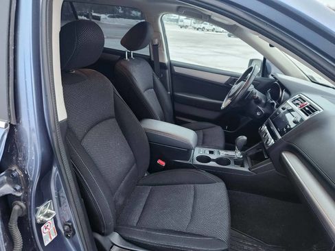 Used 2016 Subaru Outback 2.5i Premium image 19