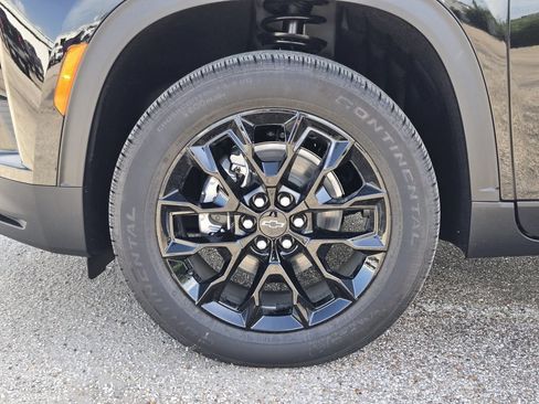 New 2026 Chevrolet Traverse LT w/ Midnight/Sport Edition FWD image 13
