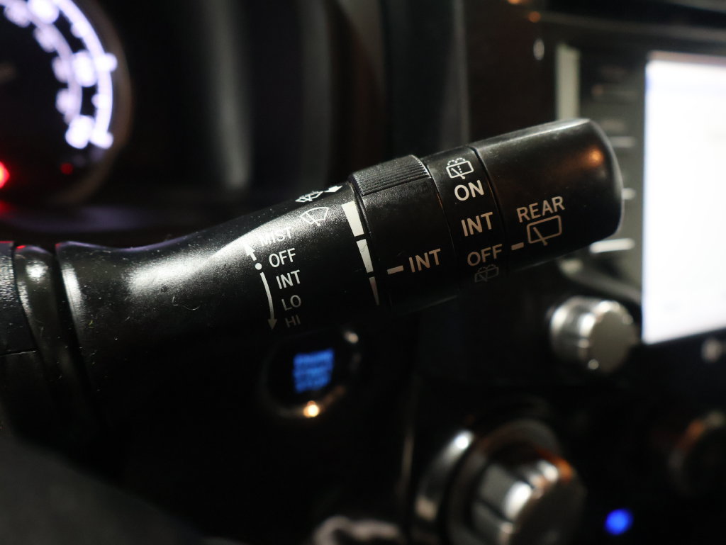 Used 2022 Toyota 4Runner TRD Off-Road Premium w/ Moonroof Package AWD/4WD image 41