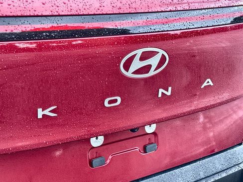 Used 2024 Hyundai Kona SEL w/ Convenience Package FWD image 10