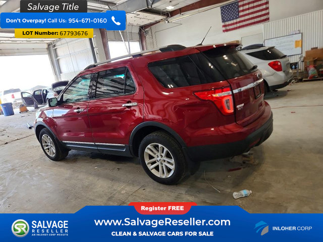 Used 2014 Ford Explorer XLT w/ Equipment Group 202A AWD/4WD image 3