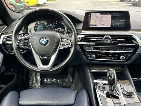 Used 2019 BMW 540i xDrive AWD/4WD image 10