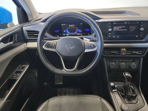 Used 2022 Volkswagen Taos SE FWD image 16