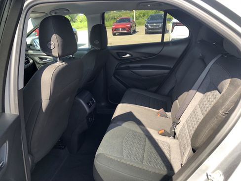 Used 2024 Chevrolet Equinox LT AWD/4WD image 10