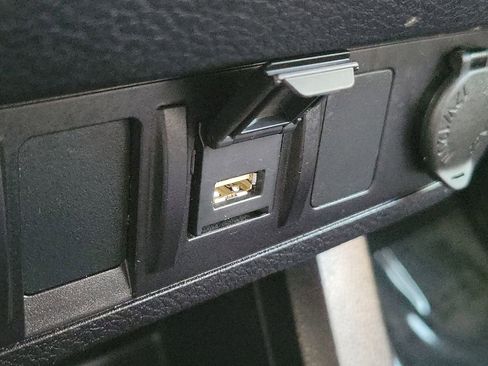 Certified 2022 Toyota Tacoma SR image 22