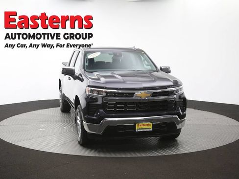 Used 2023 Chevrolet Silverado 1500 LT AWD/4WD image 53