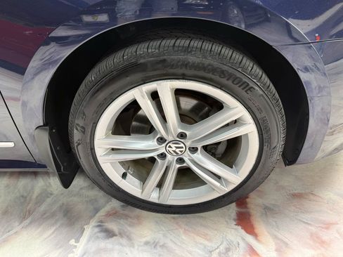 Used 2014 Volkswagen Passat TDI SEL Premium FWD image 38
