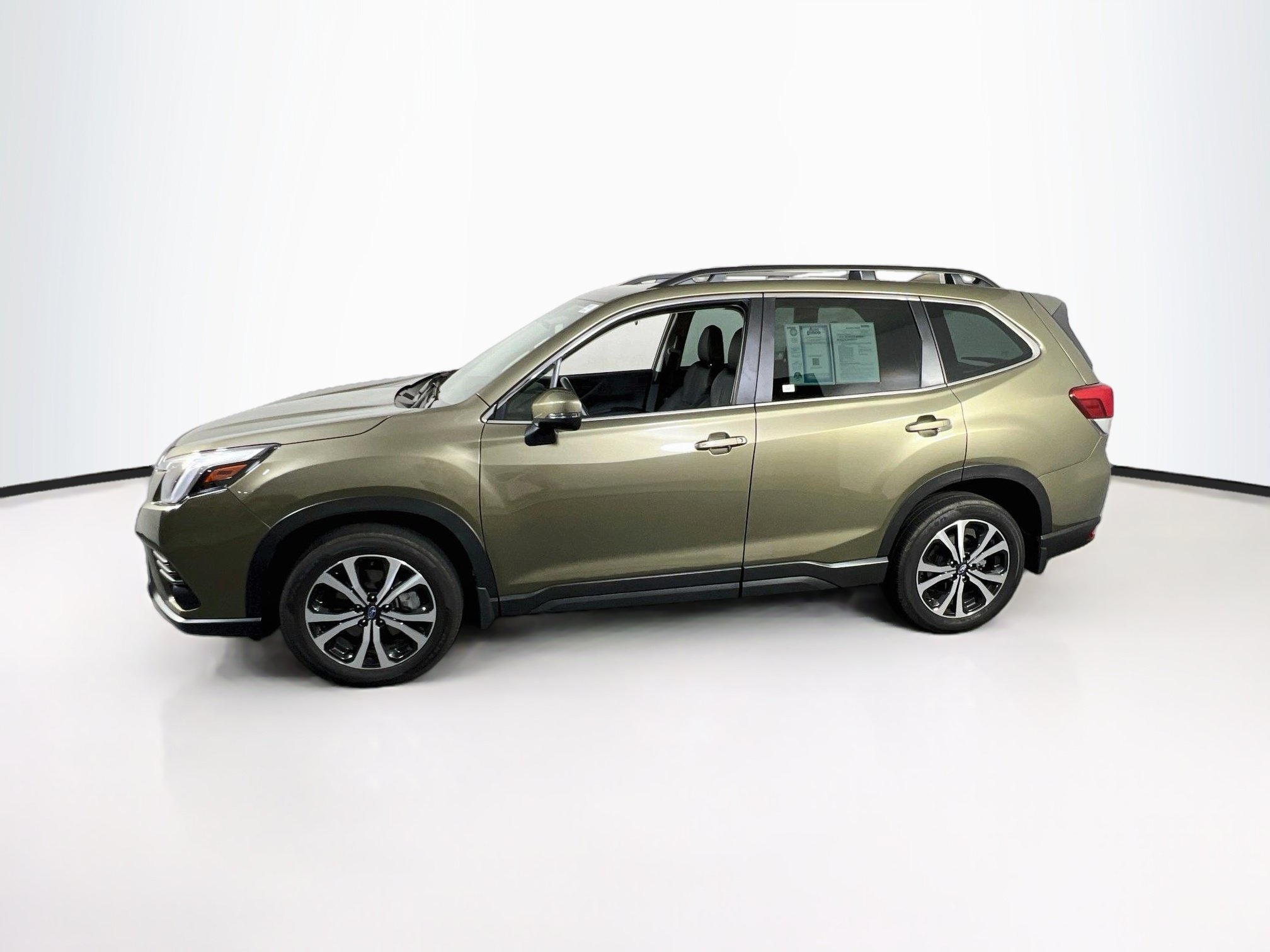 Used 2023 Subaru Forester Limited AWD/4WD image 8