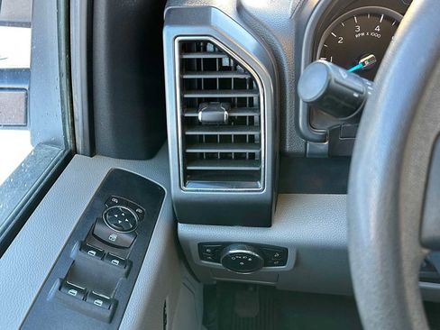 Used 2022 Ford F350 XLT w/ XLT Value Package image 28