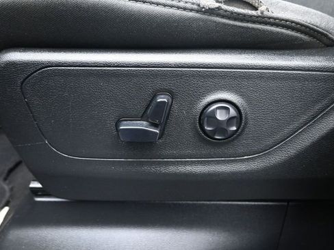 Used 2019 RAM 1500 Big Horn image 7