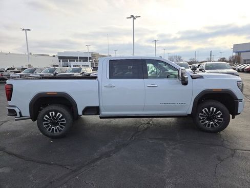 New 2026 GMC Sierra 3500 Denali Ultimate image 23