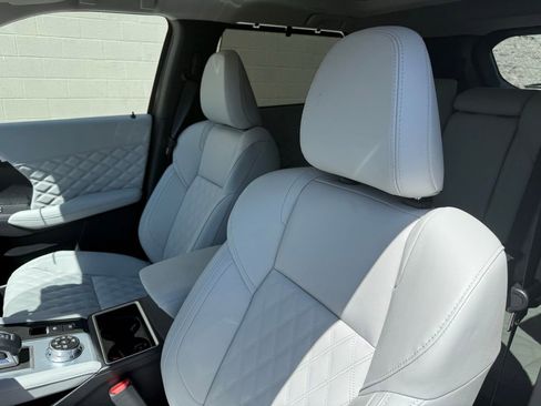 New 2025 Mitsubishi Outlander SEL image 20