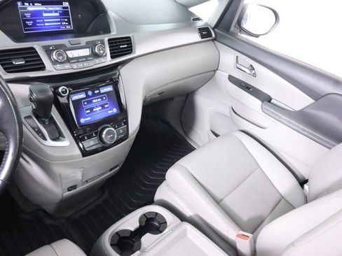 Used 2016 Honda Odyssey EX-L image 36