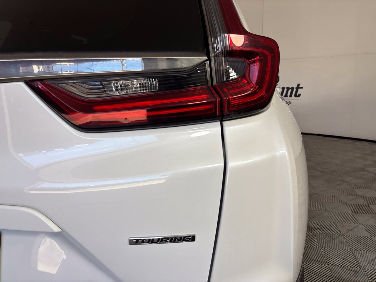 Used 2020 Honda CR-V Touring image 35