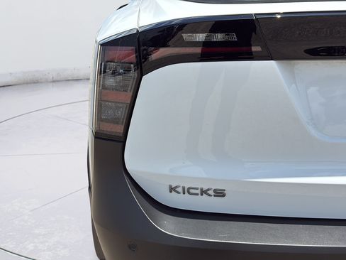 Used 2025 Nissan Kicks S FWD image 31