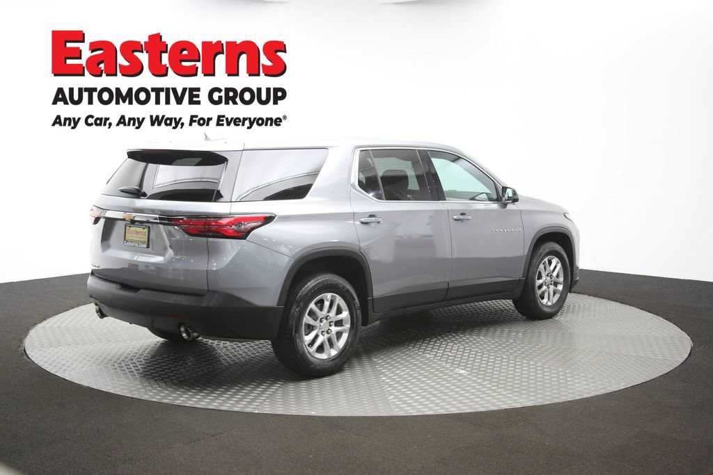 Used 2023 Chevrolet Traverse LS FWD image 42