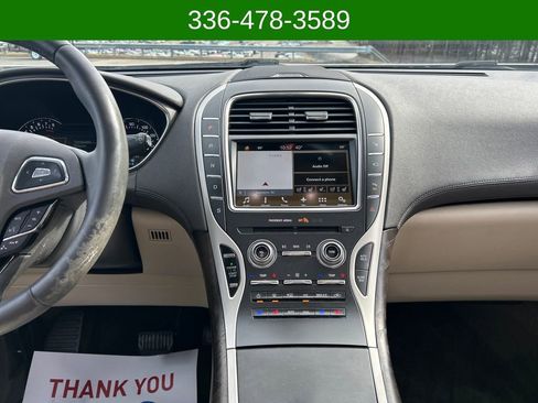 Used 2017 Lincoln MKX Reserve image 18