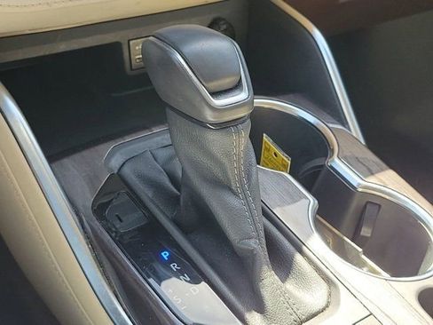 Used 2022 Toyota Highlander Platinum FWD image 25