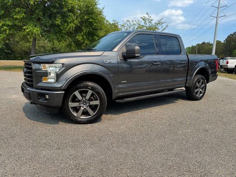 Used 2015 Ford F150 XLT w/ Equipment Group 302A Luxury AWD/4WD image 29
