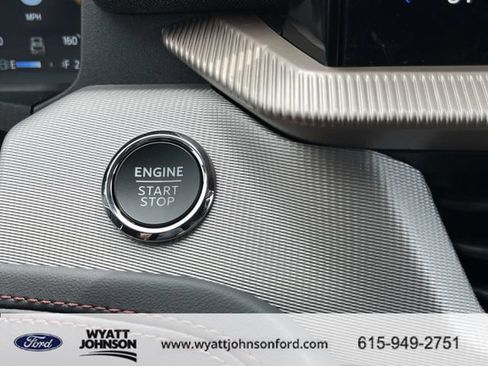 New 2026 Ford Explorer Active RWD image 30