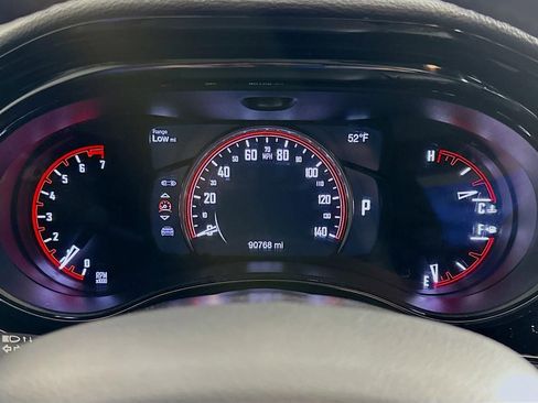 Used 2022 Dodge Durango SXT w/ Blacktop Package AWD/4WD image 47