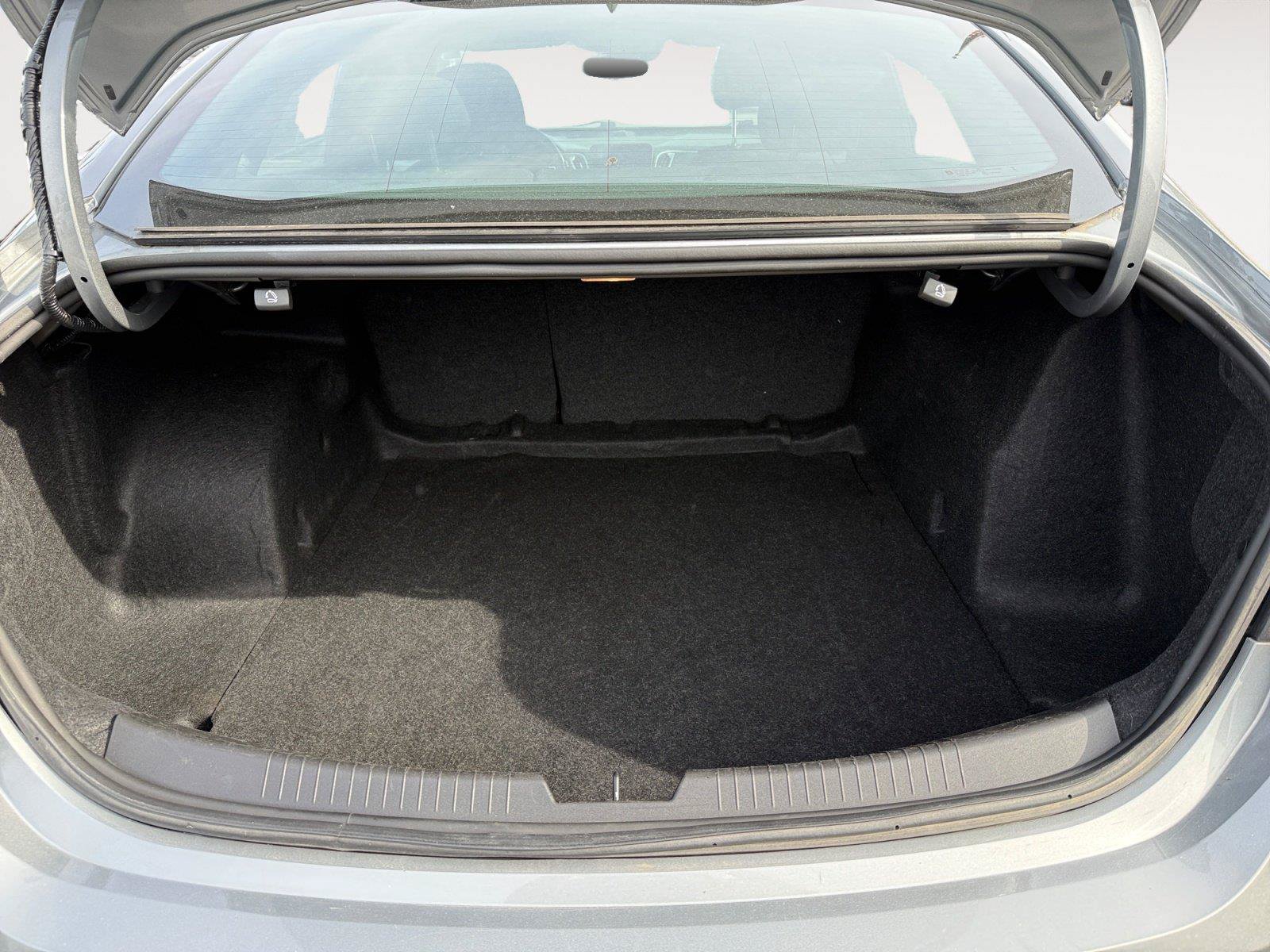 Used 2024 Chevrolet Malibu LT FWD image 20