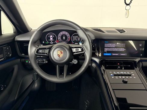 New 2025 Porsche Panamera image 20