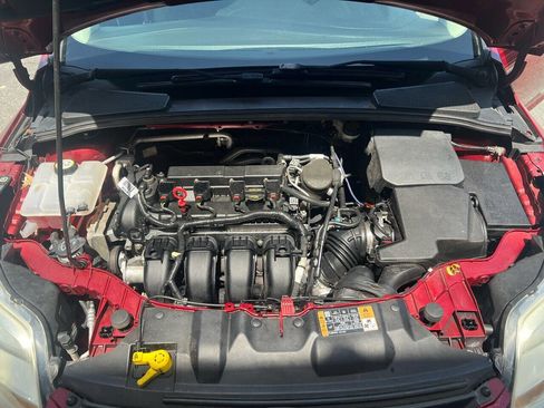 Used 2014 Ford Focus SE image 25