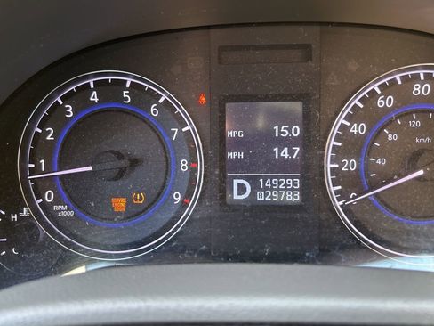 Used 2013 INFINITI G37 x w/ Premium Pkg image 8