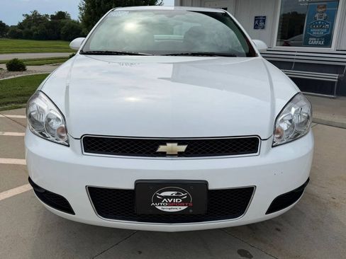 Used 2012 Chevrolet Impala LTZ FWD image 9