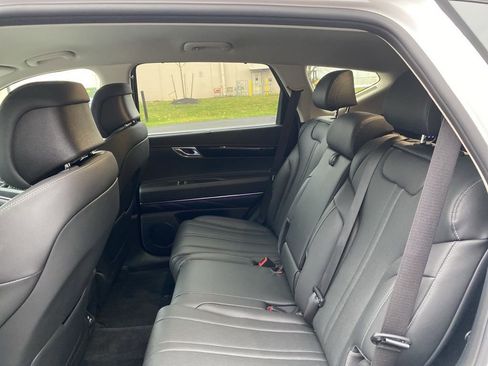 Used 2025 Genesis GV80 2.5T image 29