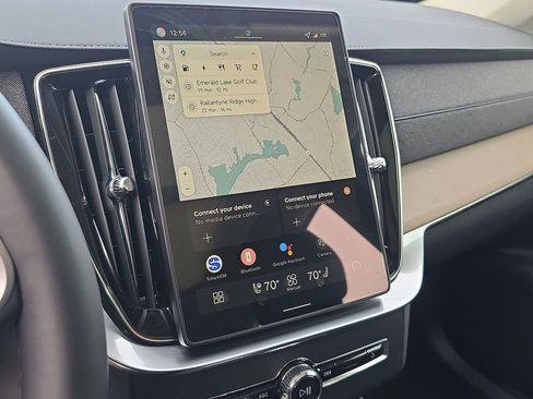 New 2026 Volvo XC90 T8 Plus image 34