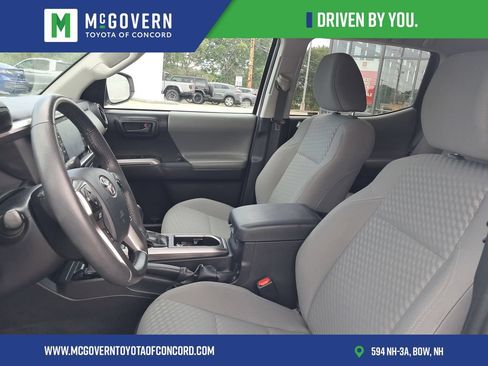 Used 2023 Toyota Tacoma SR5 AWD/4WD image 12