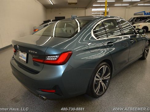 Used 2021 BMW 330e w/ Premium Package image 7