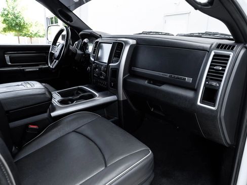 Used 2017 RAM 2500 Limited AWD/4WD image 18