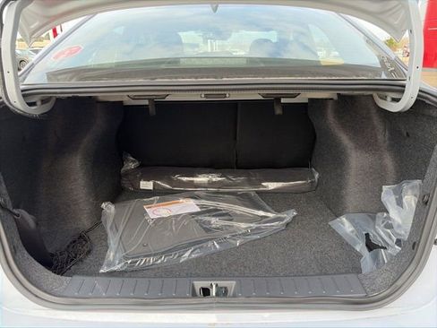 New 2025 Nissan Versa SV image 20